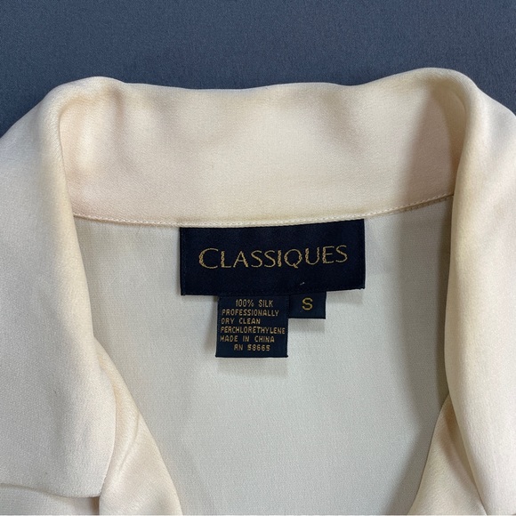 Classiques Entier Cream Button-Down Shirt - Picture 6 of 10